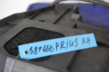 Дефлектор радиатора правый PRIUS - 20 03-11