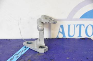 Петля двери верхняя передняя левая LS460 06-12