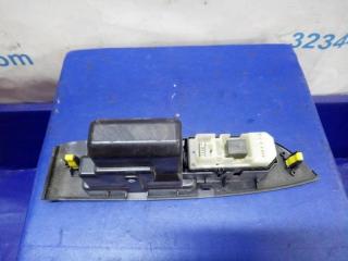 Кнопка стеклоподъемника RX300/330/350/400 03-09