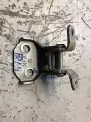 Петля двери нижняя передняя левая TRIBECA B9 05-07