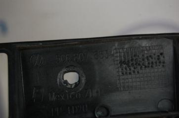 Кронштейн заднего бампера задний JETTA USA 10-17