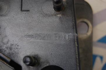 Кронштейн усилителя заднего бампера задний правый M35/M45 04-10