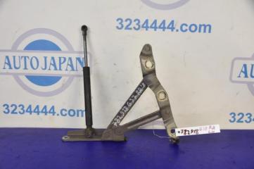 Петля крышки багажника левая INFINITI G25/G35/G37/Q40 06-14