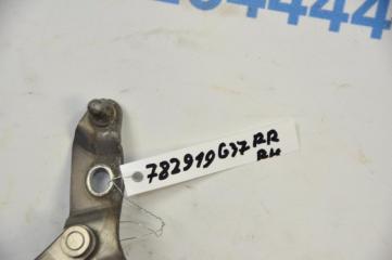 Петля крышки багажника правая G25/G35/G37/Q40 06-14