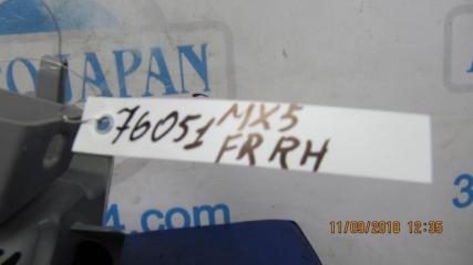 Противотуманная фара правая MX-5 15-