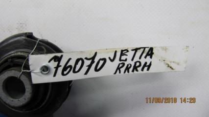 Рычаг задней подвески поперечный нижний задний правый JETTA USA 10-17