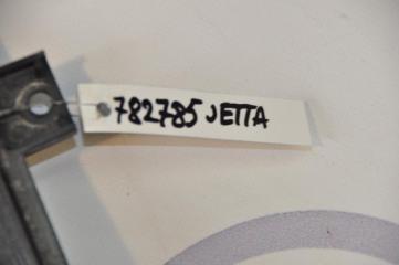 Диффузор вентилятора основного радиатора JETTA USA 10-17