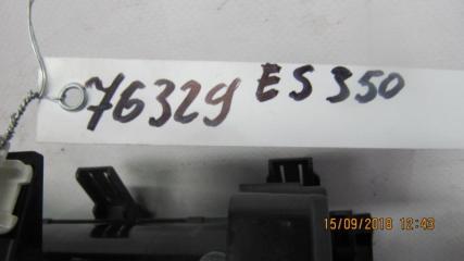 Накладка в салоне ES350 06-12