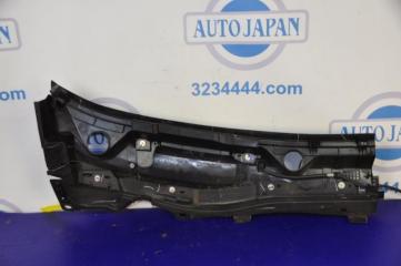 Пластик под лобовое стекло / Жабо левый MAZDA 3 BM 13-19