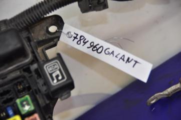 Блок предохранителей моторный отсек GALANT 03-12