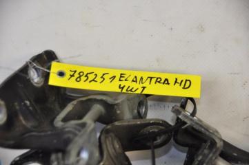 Петля двери ELANTRA HD 06-11