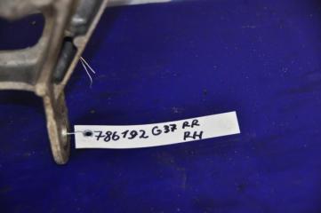 Рычаг задней подвески поперечный нижний задний правый INFINITI M35/M45 04-10