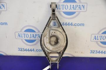 Рычаг задней подвески поперечный нижний задний левый INFINITI M35/M45 04-10