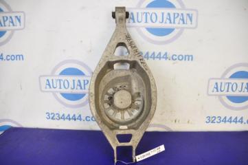 Рычаг задней подвески поперечный нижний задний левый M35/M45 04-10