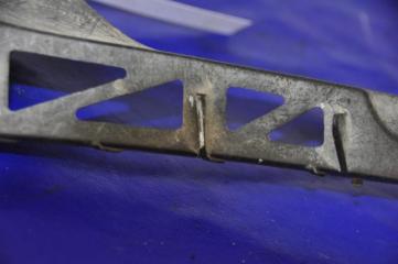 Кронштейн крепления фары передний правый 6 GG 02-07