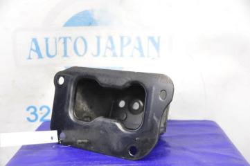 Кронштейн усилителя переднего бампера правый NISSAN TEANA J32 08-14