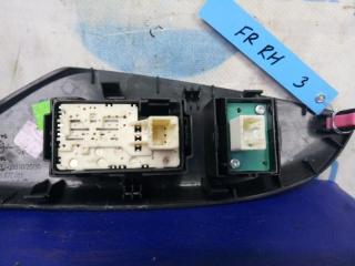 Кнопка стеклоподъемника передняя правая TOYOTA SIENNA 11-16