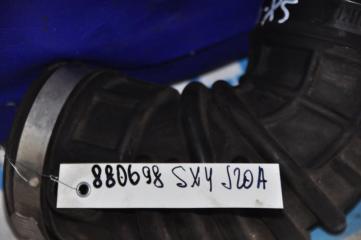 Патрубок воздушного фильтра SUZUKI SX4 06-13 Хетчбек 2.0