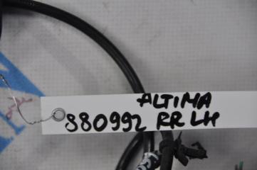 Датчик ABS задний левый ALTIMA L32 07-12 2008 VQ25DE 4Cyl