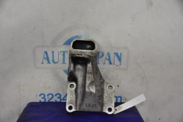 Кронштейн опоры двигателя правый M35/M45 04-10 2008 Седан 3.5 VQ35DE