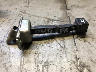 Ограничитель двери передний правый MITSUBISHI OUTLANDER 03-07 2005 Б/У Ограничитель двери передний правый MITSUBISHI OUTLANDER 03-07 2005
