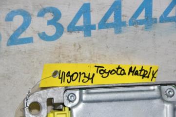 Блок управления AIRBAG MATRIX 02-08 2005 ZZE132 1.8L 1ZZ-FE