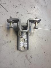 Петля двери нижняя передняя правая OUTLANDER 03-07