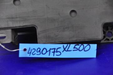 Блок предохранителей салон MITSUBISHI OUTLANDER XL 05-13 Внедорожник 3.0