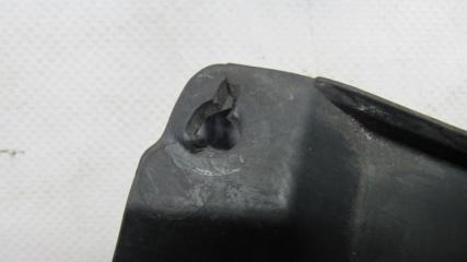 Брызговик передний правый TUNDRA 07-13