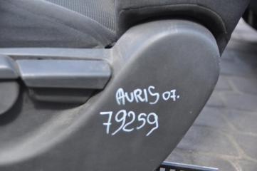 Сиденья комплект AURIS 06-12