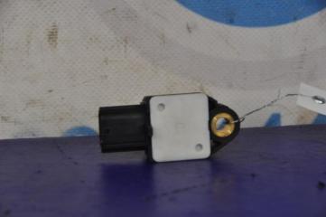 Датчик удара TOYOTA AURIS 06-12
