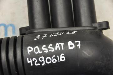 Патрубок воздушного фильтра VOLKSWAGEN PASSAT B7 11-15