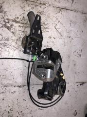 Замок двери передний правый RAV4 05-12