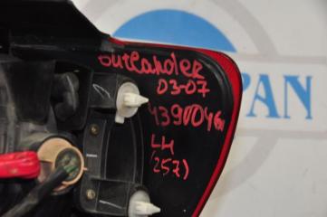 Фонарь наружный задний левый OUTLANDER 03-07 2004 Внедорожник 2.4