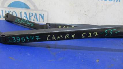 Поводок стеклоочистителя передний CAMRY 55 14-17