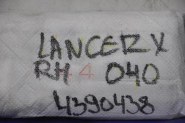 Подушка безопасности в сиденье правая LANCER X 10 07-15 2008 Седан 2.0