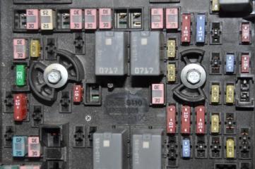 Блок предохранителей моторный отсек CHEROKEE 14- 2015 Внедорожник 2.4