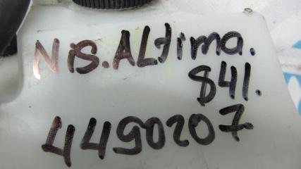 Бачок расширительный ALTIMA L33 12-18 2015 L33 2.5