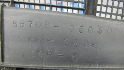 Пластик под лобовое стекло / Жабо CAMRY 30 02-06 2002 MCV30 3.0 1MZFE