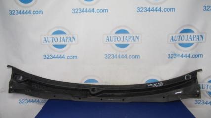 Пластик под лобовое стекло / Жабо MAXIMA A32 94-99