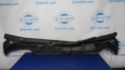 Пластик под лобовое стекло / Жабо VENZA 09-16