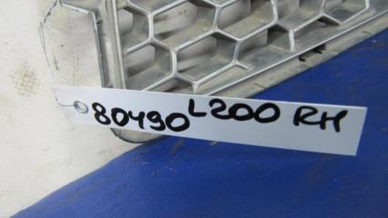 Решетка радиатора передняя правая L200 06-14