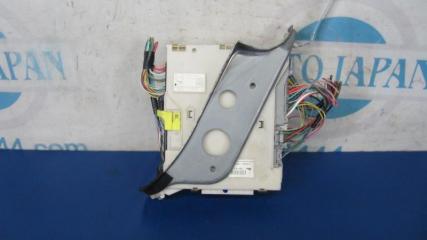 Блок предохранителей салон LEXUS IS250/350 05-13 Седан 2.5