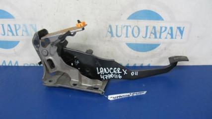 Педаль тормоза MITSUBISHI LANCER X 10 07-15 2009