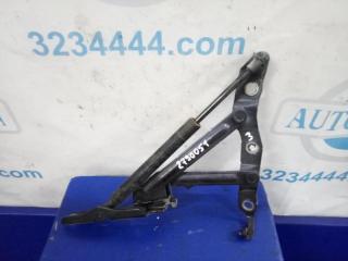 Петля крышки багажника левая INFINITI G25/G35/G37/Q40 06-14