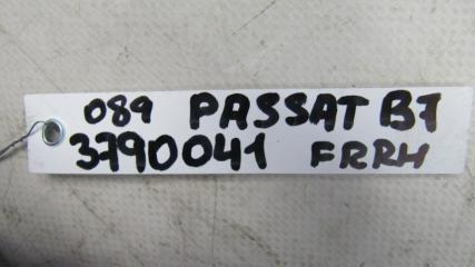 Суппорт тормозной передний правый PASSAT B7 11-15 2014 A32 1.8 CPKA