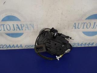 Замок двери передний правый PASSAT B7 11-15