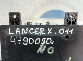 Блок предохранителей салон MITSUBISHI LANCER X 10 07-15 Седан 2.4