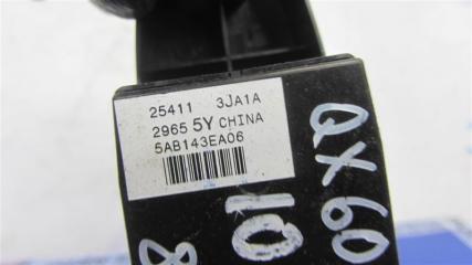 Кнопка стеклоподъемника передняя правая INFINITI QX60/JX35 12-20