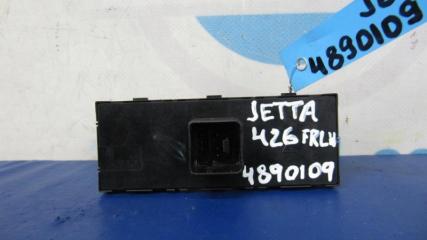 Блок управления стеклоподъемниками передний левый VOLKSWAGEN JETTA USA 10-17 162 2.0 CBPA